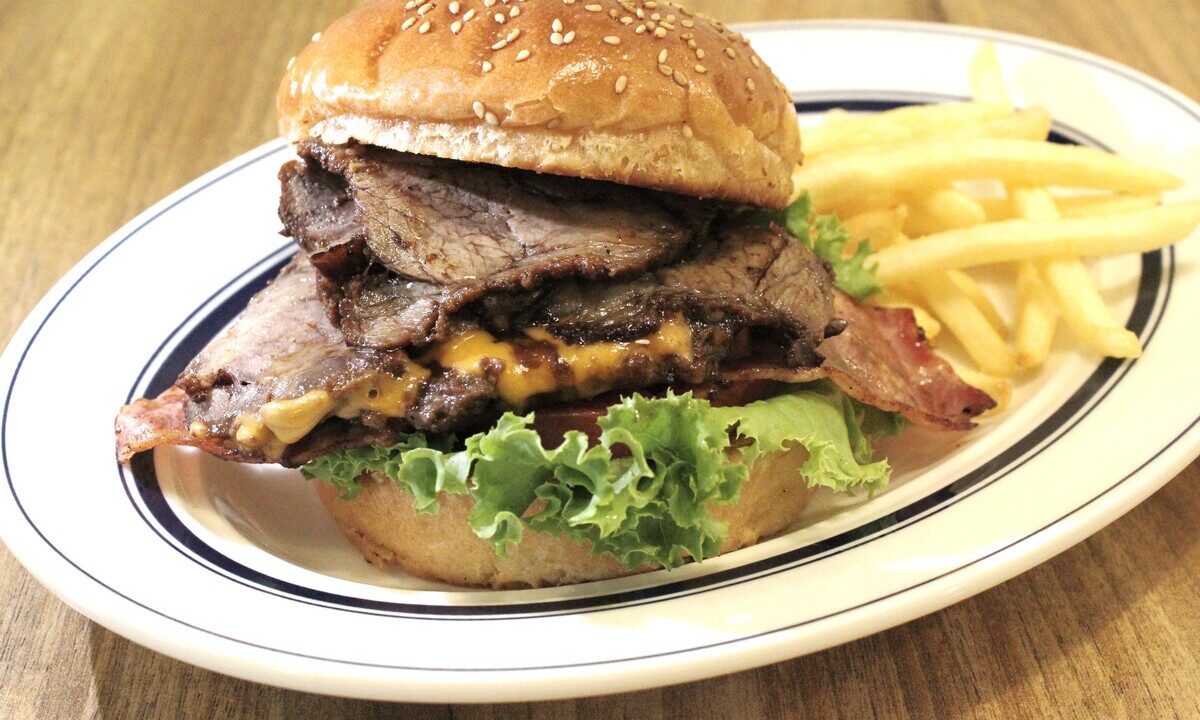 HOODIES CRAFT DINER(フーディーズクラフトダイナー)川越