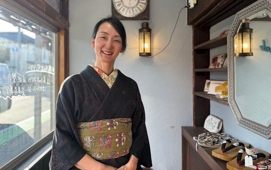 縁側・ちゃぶ台 お着物や 川越