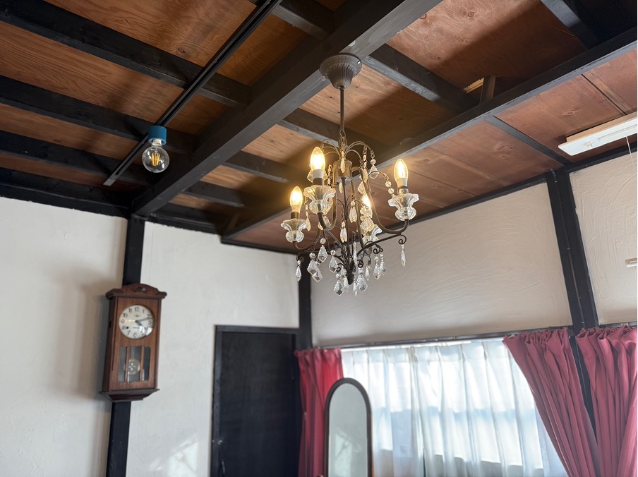 縁側・ちゃぶ台 お着物や 川越