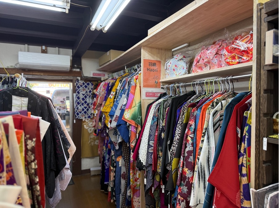 縁側・ちゃぶ台 お着物や 川越