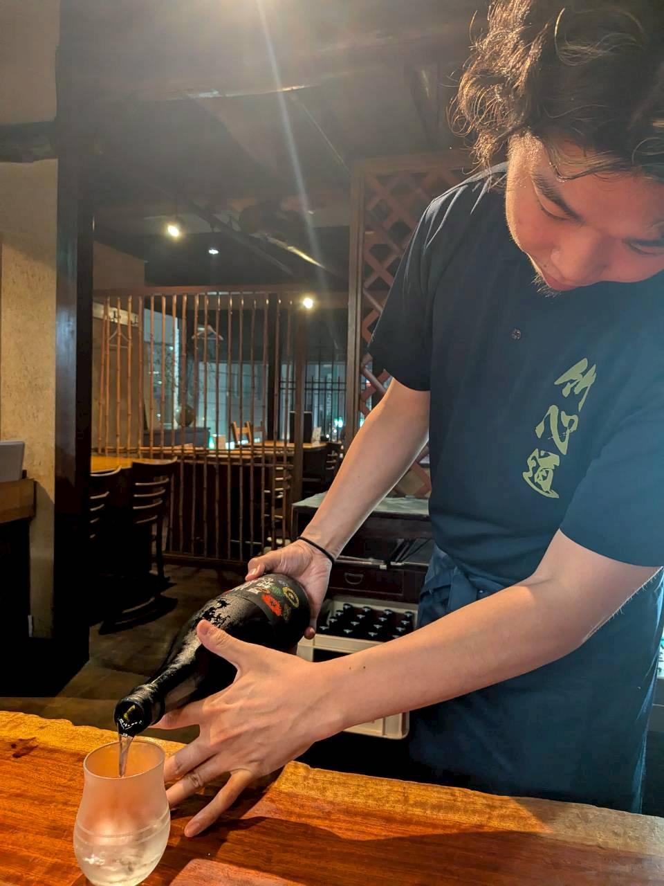 海鮮と手打ちそばの店 魚酒